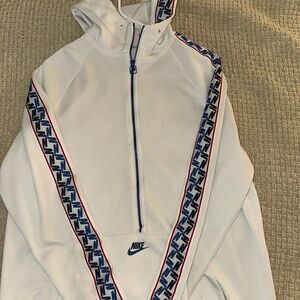 Nike sweater